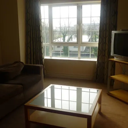 Innisfallen فندق