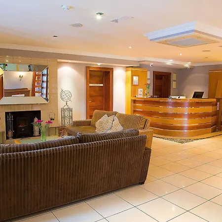 فندق Innisfallen 4*