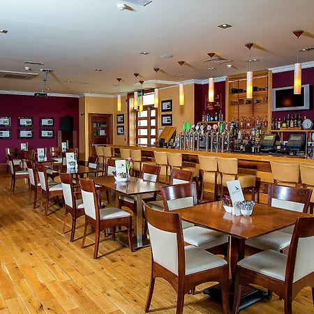 فندق Innisfallen