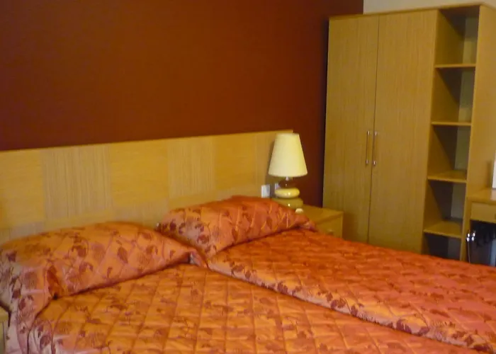 Innisfallen 4* 弗萨